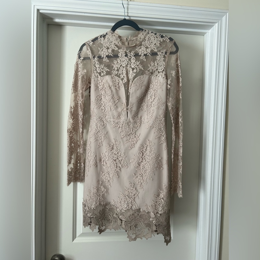 Saylor‎ Ivory Long Sleeve Floral Lace Leondra Mini Dress Size S